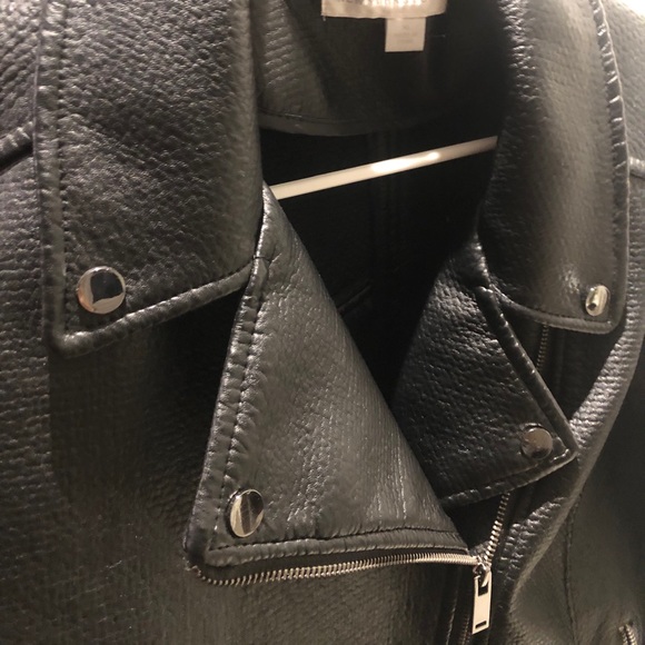 Jacket - Picture 2 of 5